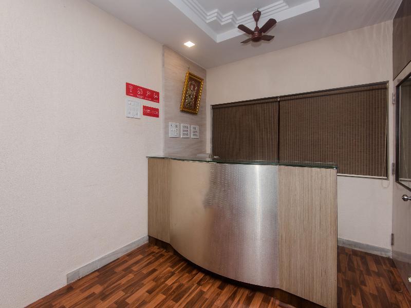 Oyo 4173 Dolphin Club Hotel 2*